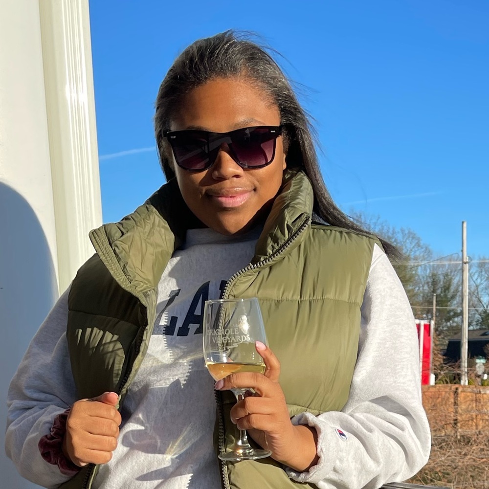 Meet your Posher, Shanesha